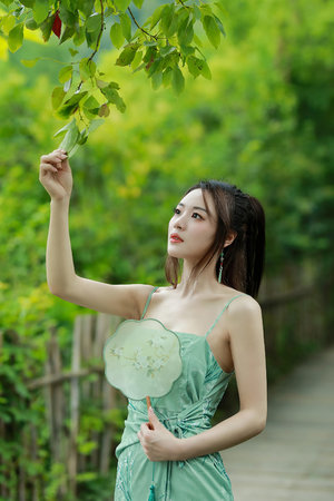 美女胸又大又www又黄的网站